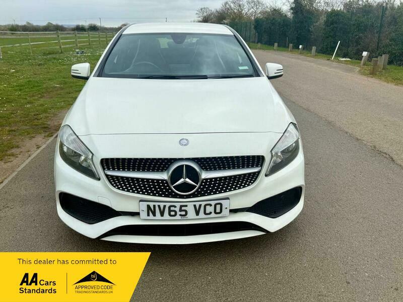 Mercedes-Benz A Class 2.1 A200d Amg Line NV65VCO White #2
