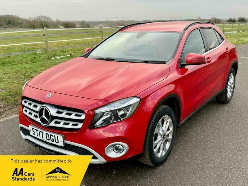Mercedes-Benz GLA Class 2.1 Gla200d Se Euro ST17OGU Red #3