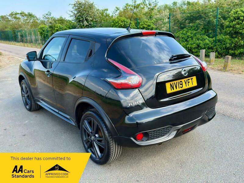 Nissan Juke 1.6 Tekna Euro 6 NV19YFT Black #4