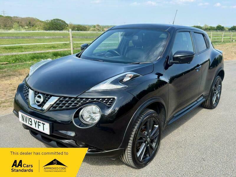 Nissan Juke 1.6 Tekna Euro 6 NV19YFT Black #3
