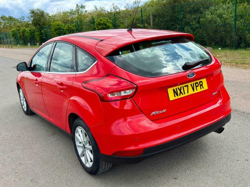 Ford Focus 1.5T Ecoboost Titanium NX17VPR Red #4