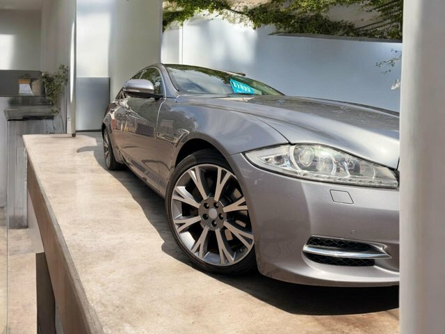 Jaguar XJ 3.0D V6 Portfolio Saloon KU60GNK Grey #5
