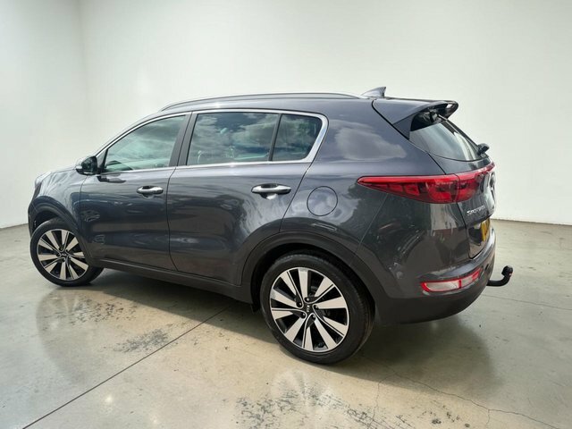 Kia Sportage 1.7 Crdi 3 Suv LC16ZHR Silver #3