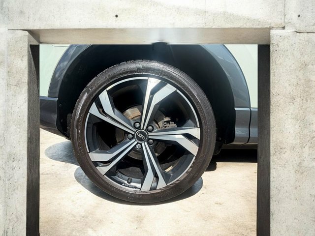 Audi Q3 2.0 Tdi 40 Edition GS11AWS Silver #5