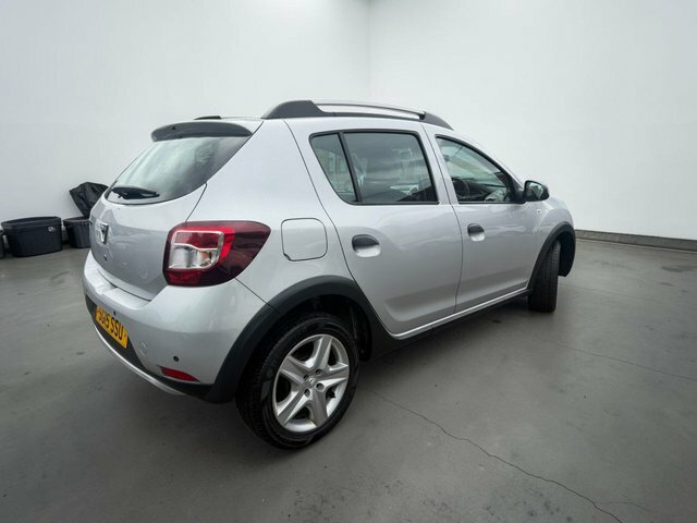 Dacia Sandero Stepway 1.5 Dci Laureate Hatchback Silver #6