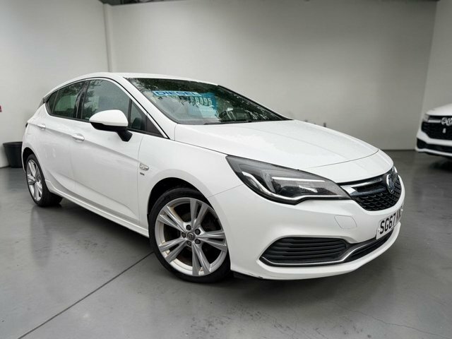 Vauxhall Astra 1.6 Cdti Ecotec Blueinjection SG67KWZ White #2
