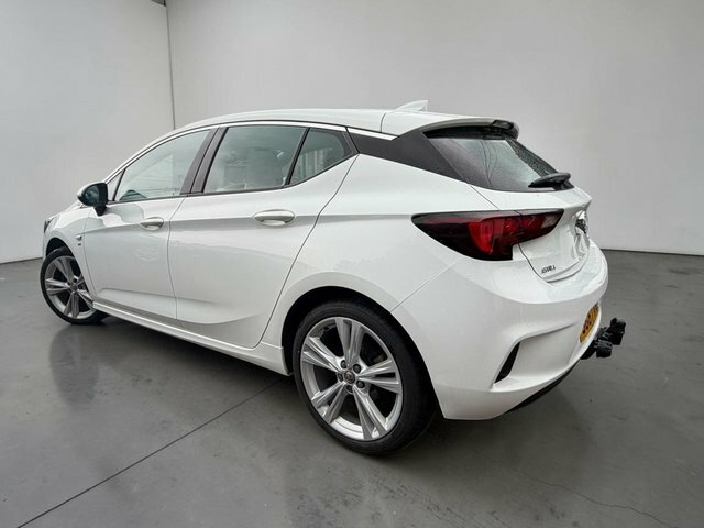 Vauxhall Astra 1.6 Cdti Ecotec Blueinjection SG67KWZ White #3