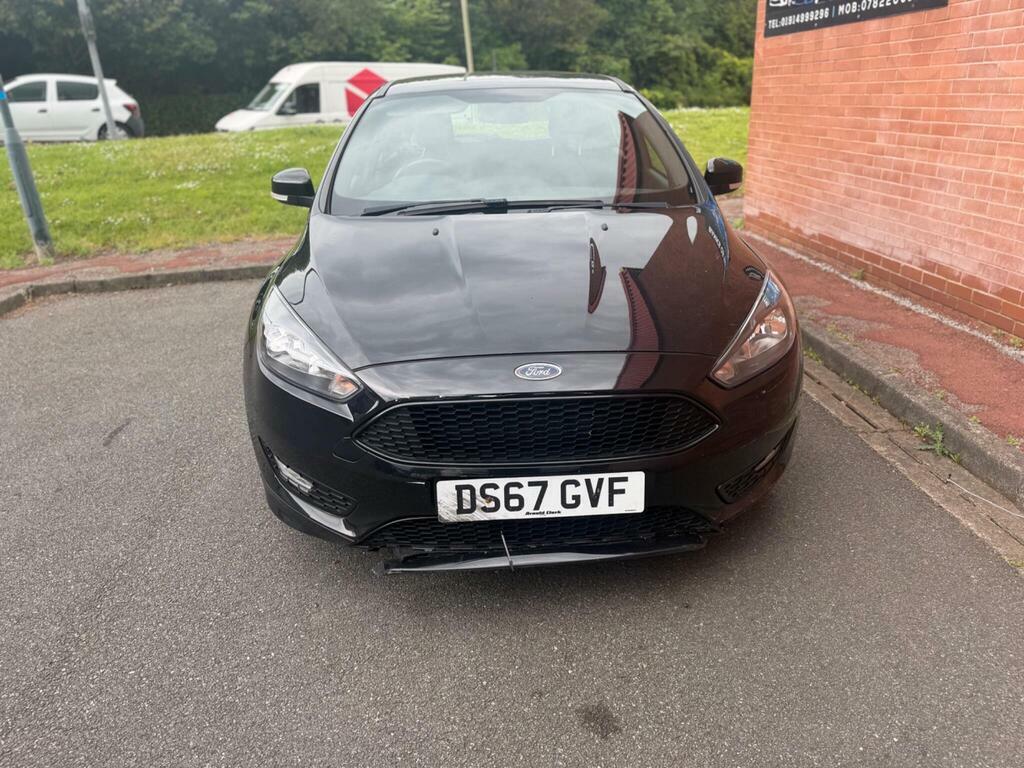 Ford Focus 1.0T Ecoboost St-line Euro 6 S S DS67GVF Black #2