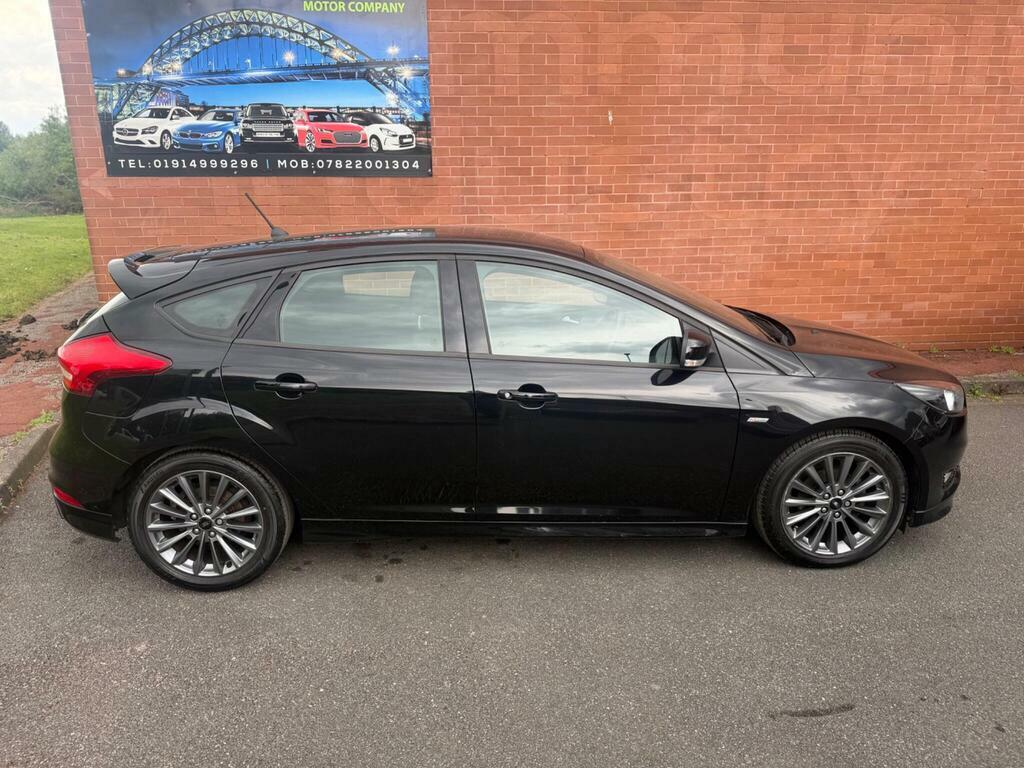 Ford Focus 1.0T Ecoboost St-line Euro 6 S S DS67GVF Black #5
