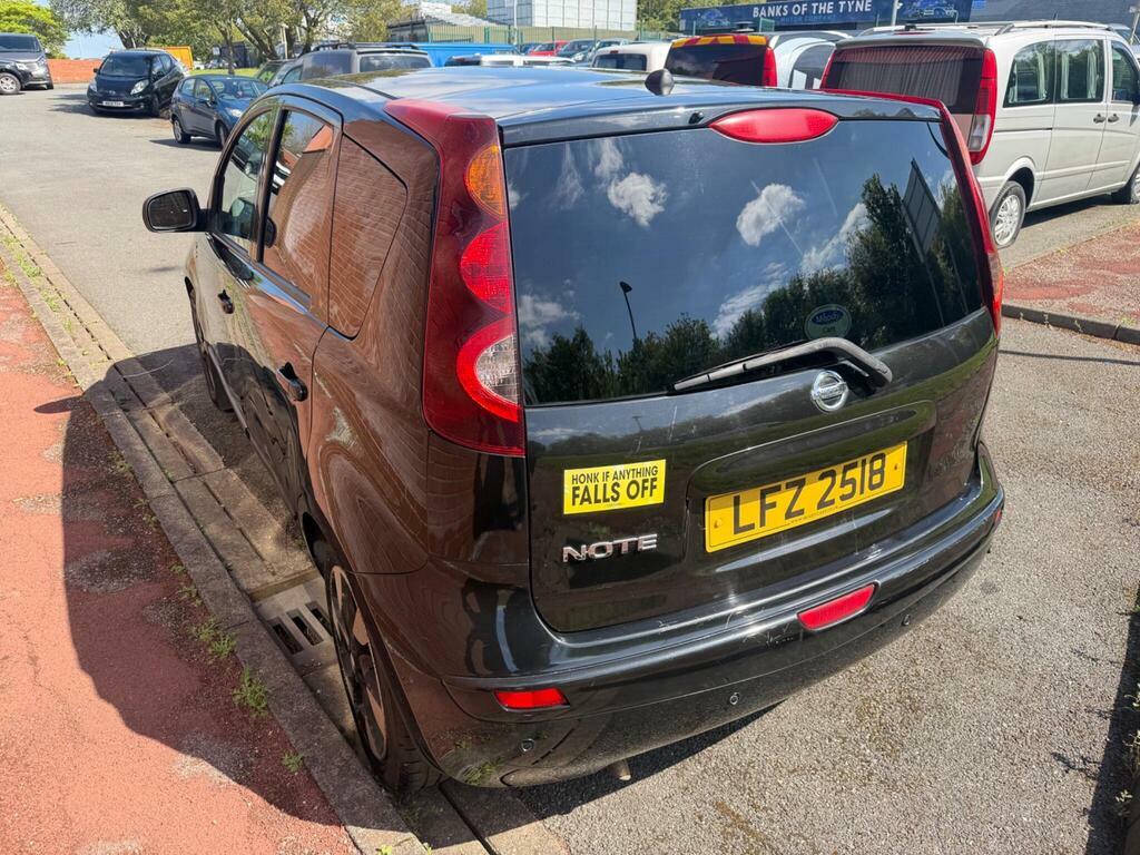 Nissan Note 1.6 16V N-tec Euro 5 LFZ2518 Black #4