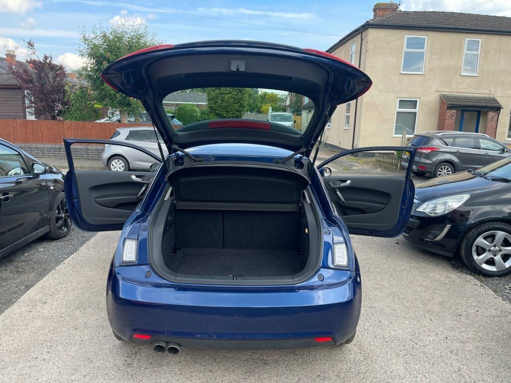 Audi A1 1L Sport FE64XCT Blue #3