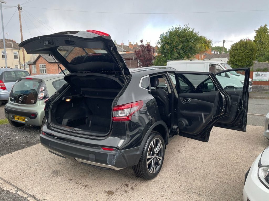 Nissan Qashqai 1.5L N-connecta DV67YOF Black #4