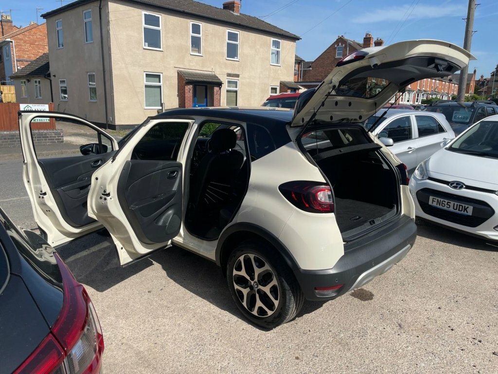 Renault Captur 1L Dynamique S Nav FJ18ZXD White #2