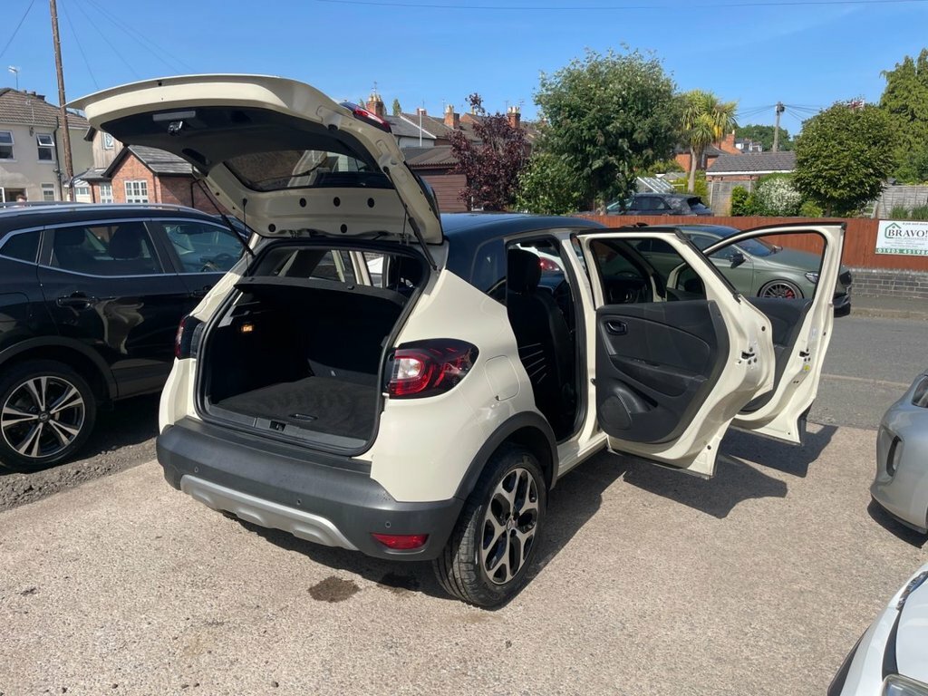 Renault Captur 1L Dynamique S Nav FJ18ZXD White #4