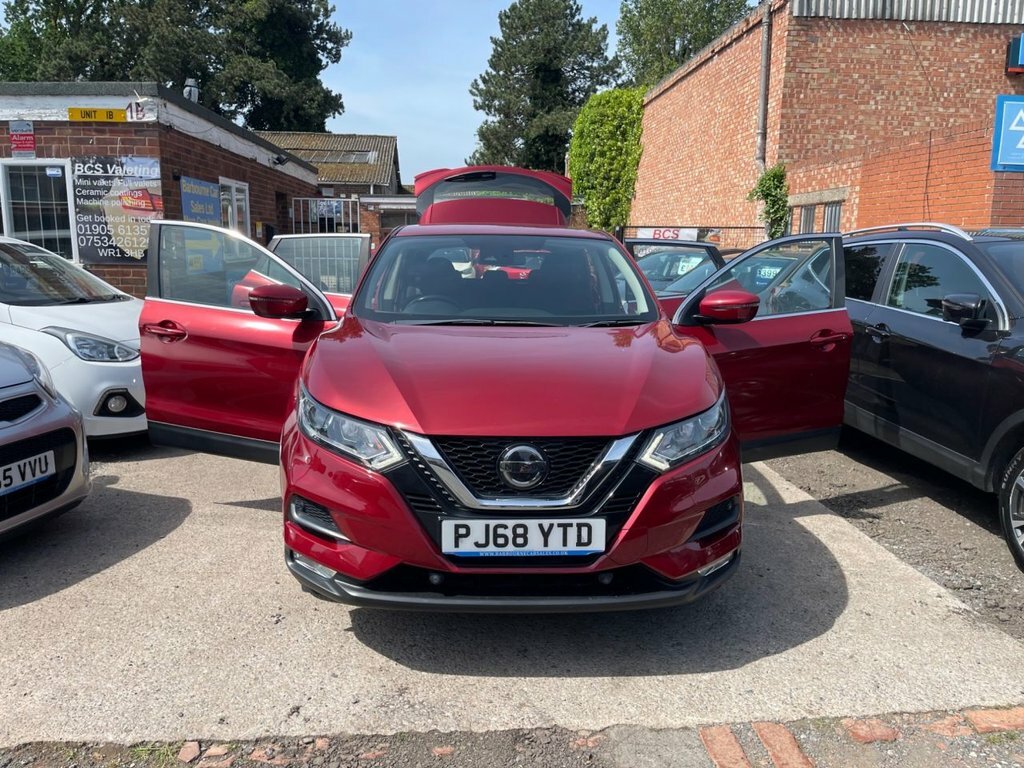 Nissan Qashqai 1.5L Acenta Premium PJ68YTD Red #6