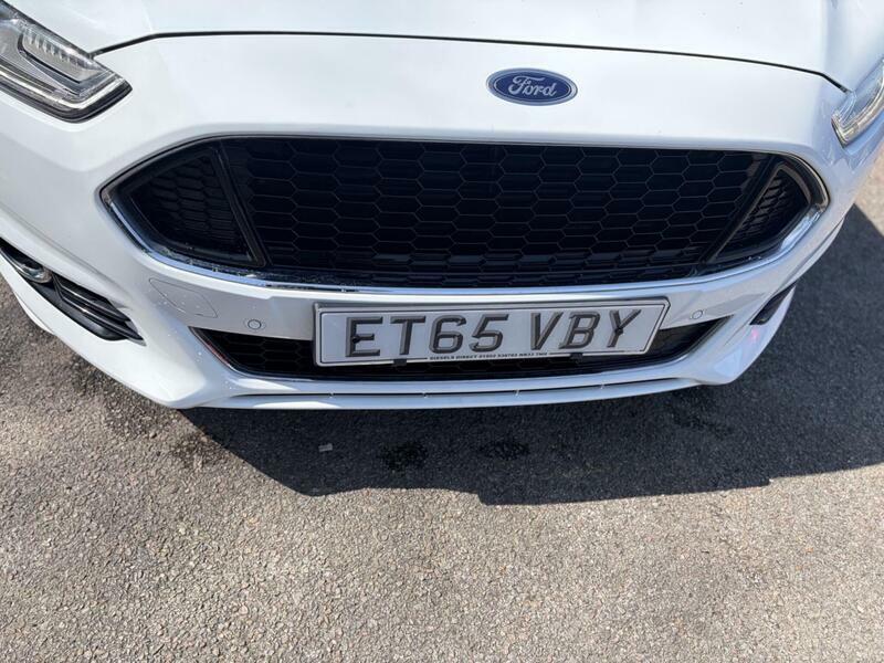Ford Mondeo 2.0-Tdci-titanium-powershift-euro-6-ss-5dr ET65VBY White #6