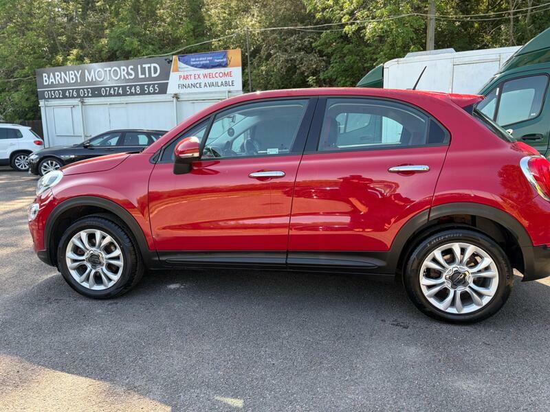 Fiat 500X 1.6-E-torq-pop-star-euro-6-5dr SJ16DSG Red #4