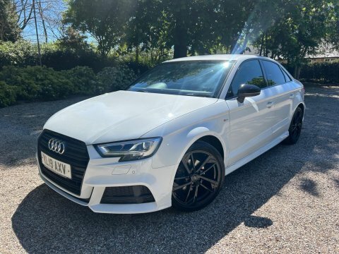 Audi A3 2019 19 1.5 KL19AXV White #3