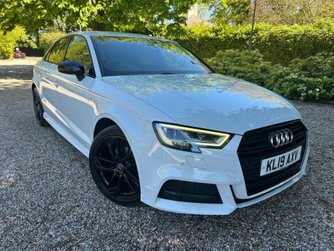 Audi A3 2019 19 1.5 KL19AXV White #5