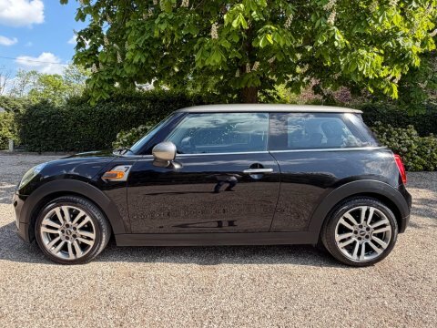 Mini Hatch 2017 67 1.5 EA67HTX Black #4