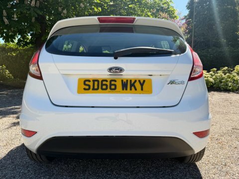Ford Fiesta 2016 66 1.25 White #6