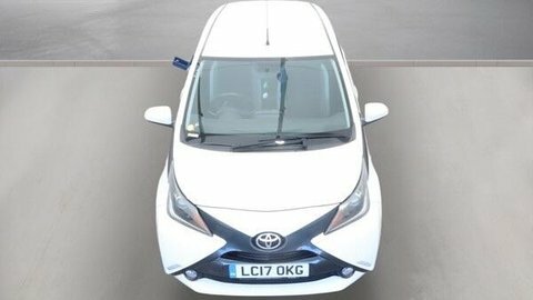 Toyota Aygo 2017 17 1.0 LC17OKG White #2