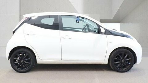Toyota Aygo 2017 17 1.0 LC17OKG White #4