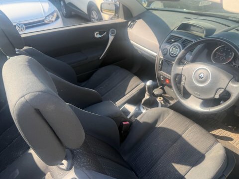 Renault Megane Team Silver #10