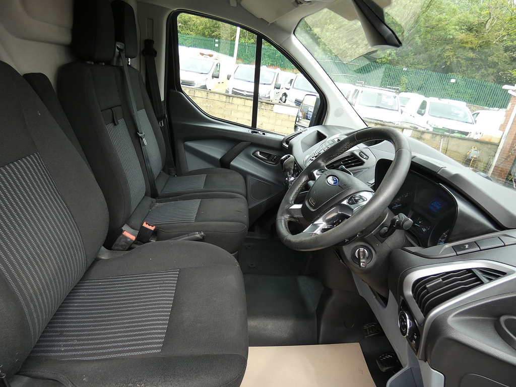 Ford Transit Custom 2.2Tdci 270 L1h1 Trend Swb Only 90K U5209 MW16NKL Black