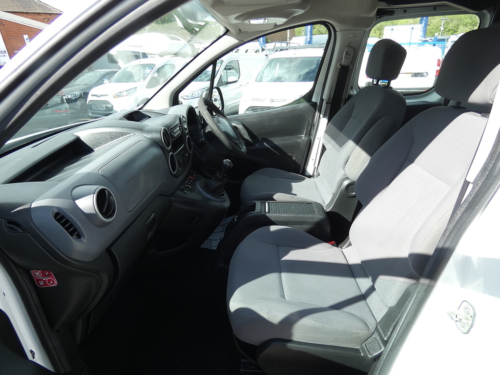 Peugeot Partner 1.6Hdi 5 Seat Crew Van Ex Council 89K U5184 White #6