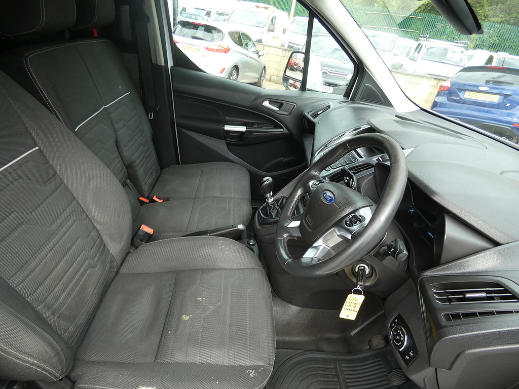 Ford Transit Connect 1.6Tdci 200 Limited L1h1 Stunning Van Big Spec U5 White