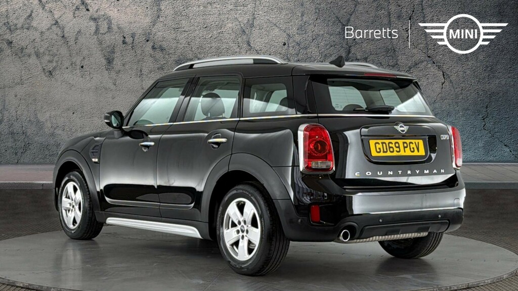 Mini Countryman 1.5 Cooper Classic Suv Euro 6 S GD69PGV Black #2