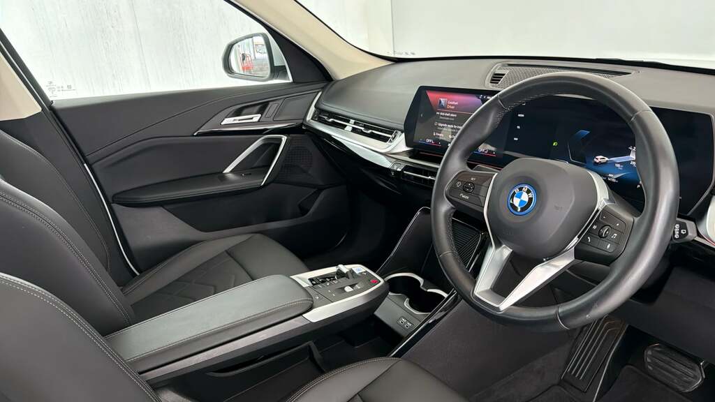 BMW iX1 30 66.5Kwh Xline Suv Xdrive 11K BG24XOF White #6