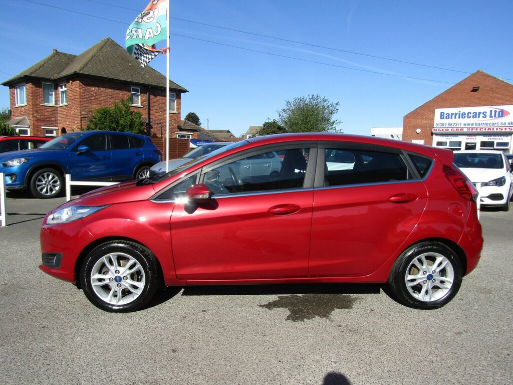 Ford Fiesta 1.25 Zetec Euro 6 YF66VOY Red #2