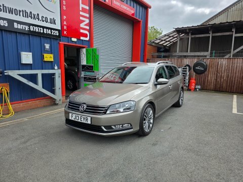 Volkswagen Passat Sport Tsi Brown