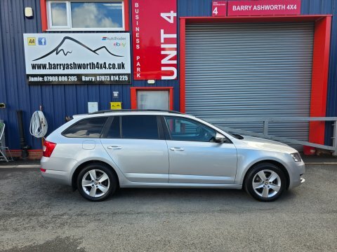 Skoda Octavia Se Tdi 4X4 Silver #3