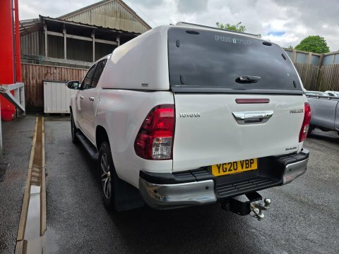 Toyota HILUX Invincible 4Wd D-4d YG20VBP White #6