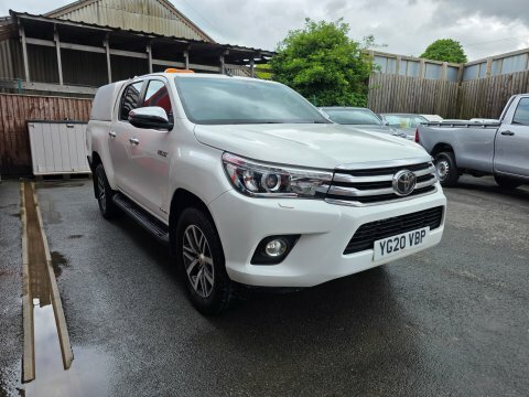 Toyota HILUX Invincible 4Wd D-4d YG20VBP White #3