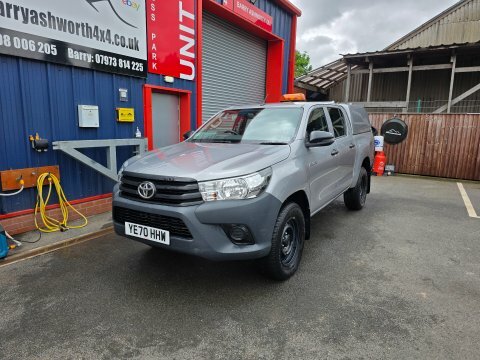 Toyota HILUX Active 4Wd D-4d Silver