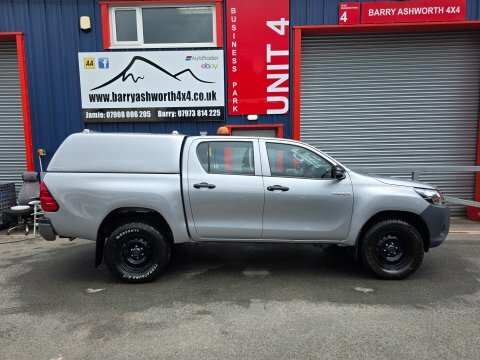 Toyota HILUX Active 4Wd D-4d YE70HHW Silver #4