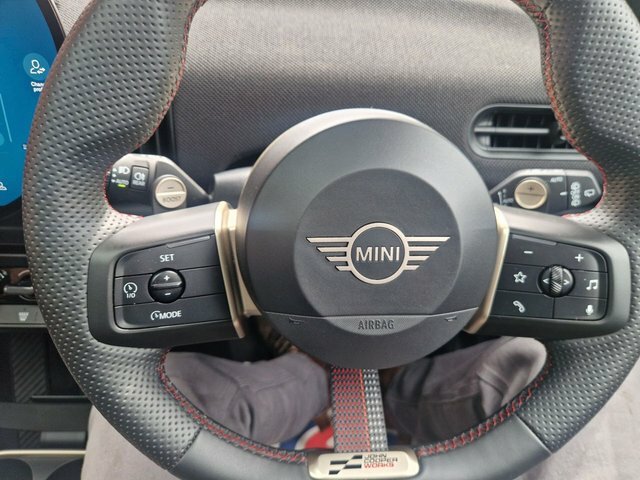 Mini Hatch Sport Hatchback YF25OSA Black #5