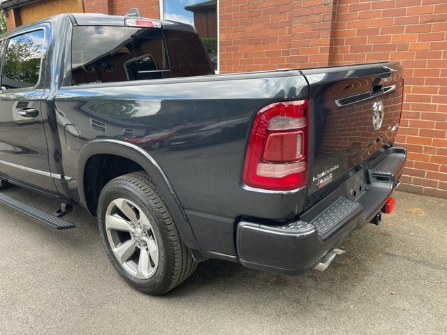 Dodge RAM Limited 5.7 V8 Hemi Black #11