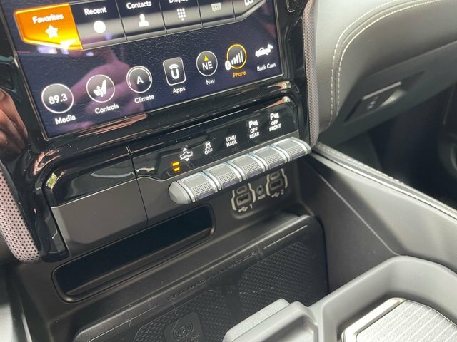 Dodge RAM Limited 5.7 V8 Hemi Black #15