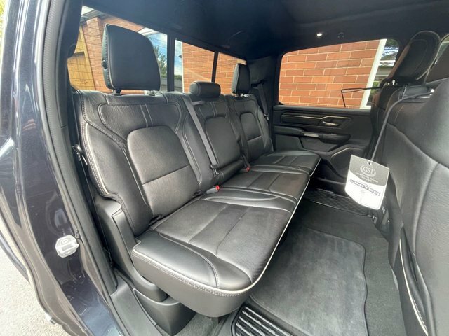 Dodge RAM Limited 5.7 V8 Hemi Black #28