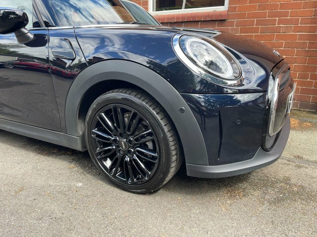 Mini Hatch Cooper Exclusive Hatchback VE22EKZ Black #5