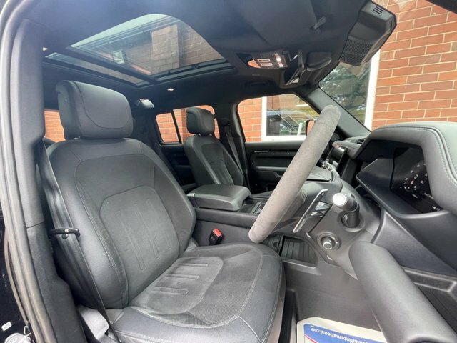 Land Rover Defender P525 V8 Suv Black #4