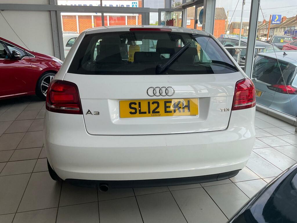 Audi A3 Sport Tdi SL12EKH White #6