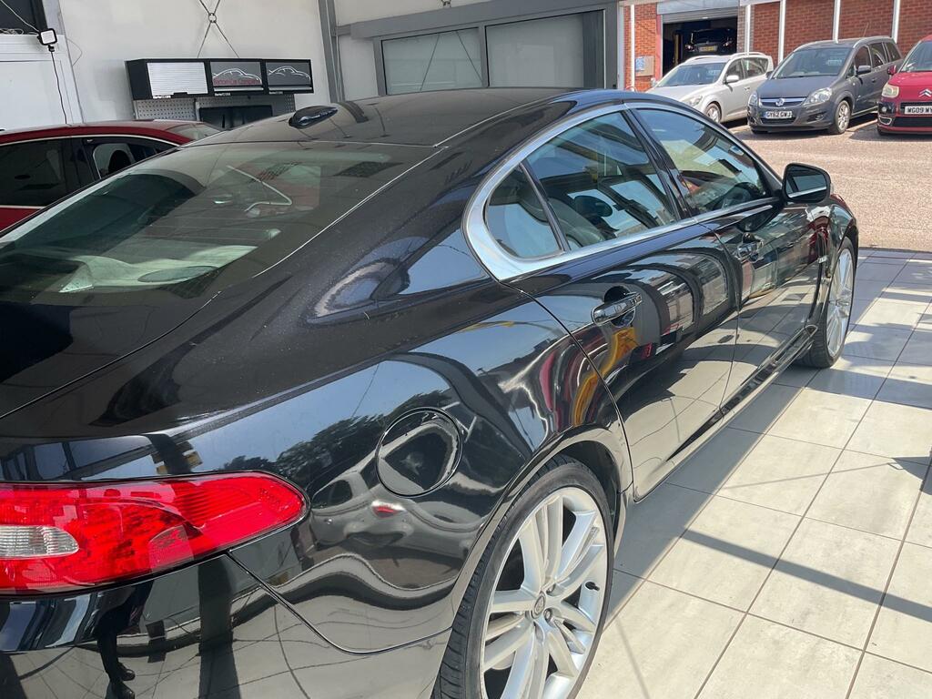 Jaguar XF Premium Luxury D V6 Black #5