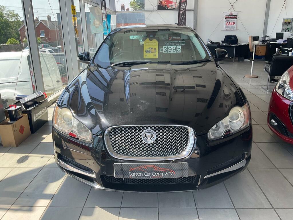 Jaguar XF Premium Luxury D V6 Black #2