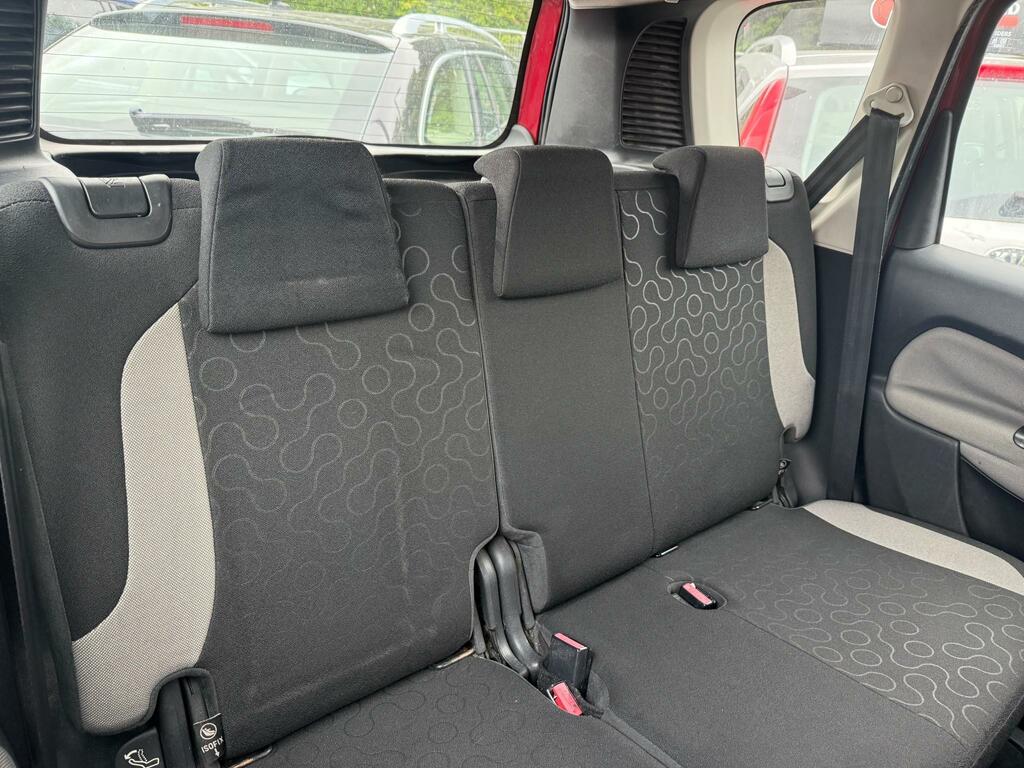 Citroen C3 Picasso Vtr Hdi WG09WYV Red #6